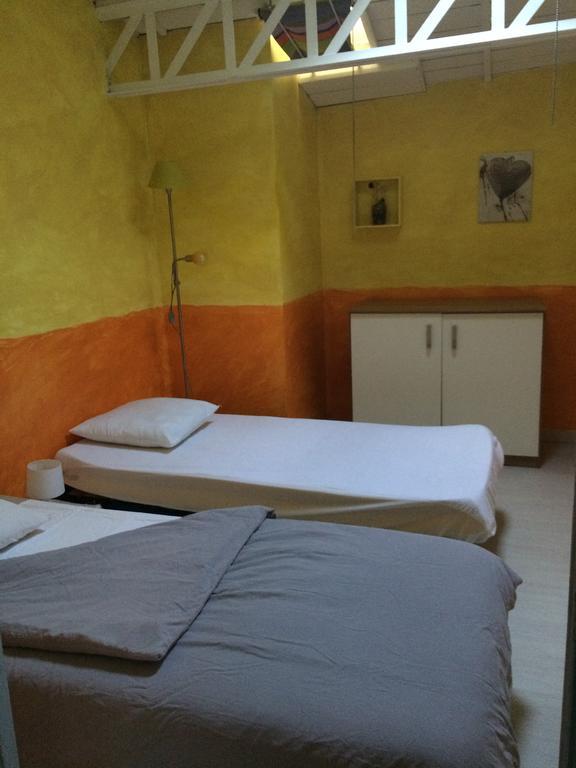 شقة Pézenas  في Duplex Avec Terrasse Tropezienne المظهر الخارجي الصورة